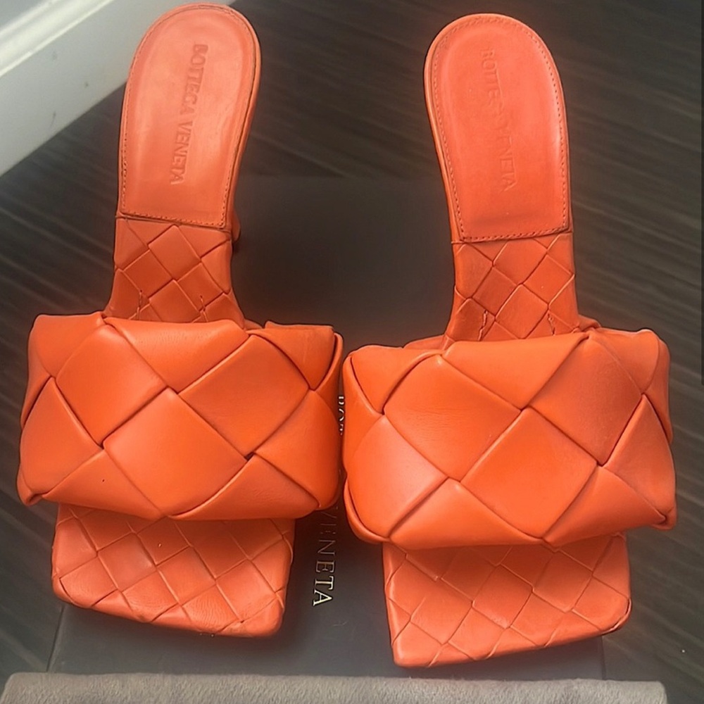 Bottega Veneta Lido Mule